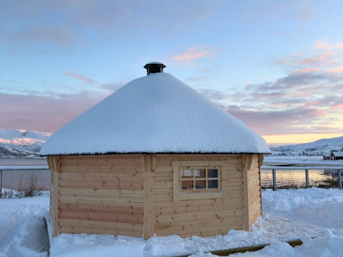 Grillhytte 17 Royal - Buet væg